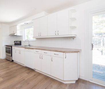 For Lease - 193 Chebucto Drive, Oakville, Ontario - Photo 4