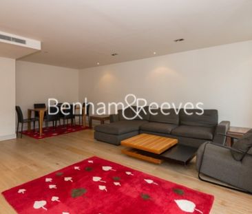 3 Bedroom flat to rent in Park Street, Fulham, SW6 - Photo 1