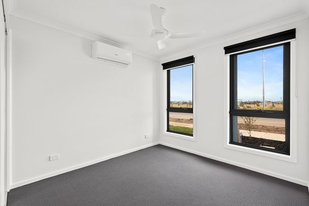 27 Leona Drive, Wyndham Vale VIC 3024 - House For Rent | Domain - Photo 1