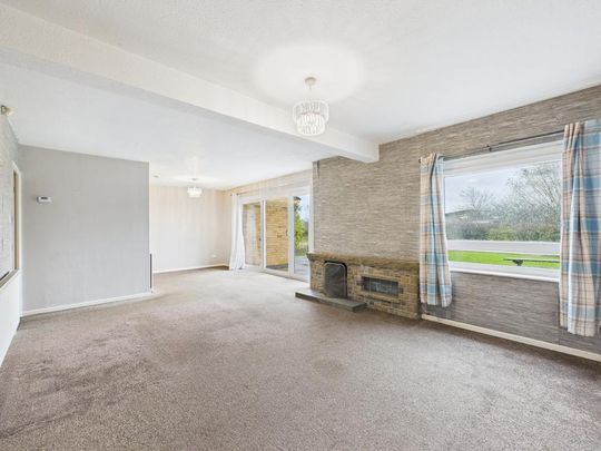 3 bedroom detached bungalow to rent - Photo 1