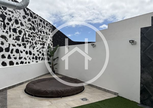 Moderna casita de una planta en Güimar