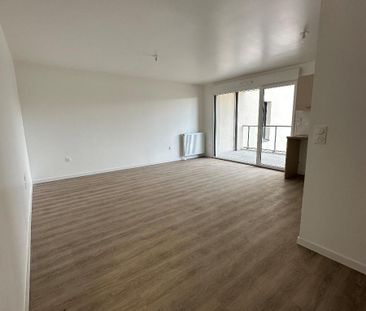 Location Appartement 3 pièces 64m² CAEN 14000 - Photo 6
