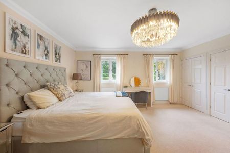 4 bedroom detached house to rent - Photo 5