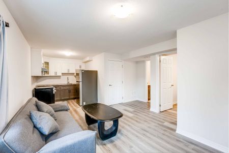 For Lease - 90 Hillcrest Road Unit# Lower, Port Colborne, Ontario - Photo 4