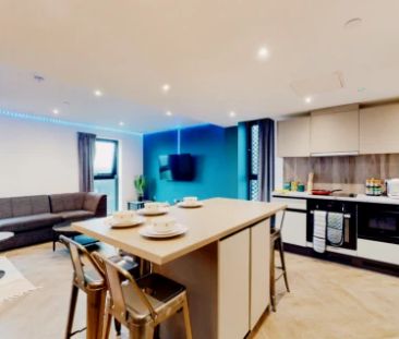 Silver Studio Upper - Photo 1