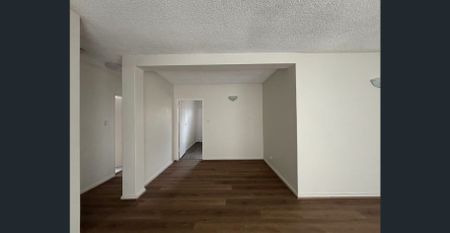 2 BEDROOM UNIT - CLOSE to UQ/ IGA - Photo 5