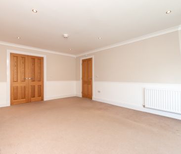 Morven Court - Photo 2