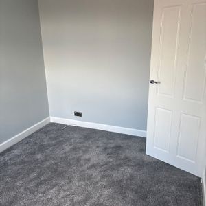 Room in a Shared House, Southbank Road, CV6 - Photo 2