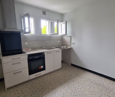 Location Appartement 3 pièces 90m² BRIVE LA GAILLARDE 19100 - Photo 3