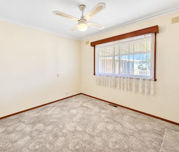Spacious 3 bedroom Home! - Photo 3