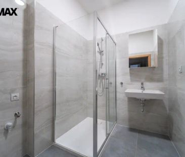 Pronájem bytu o dispozici 2+kk v ulici nám. Arnošta z Pardubic v Če... - Photo 5