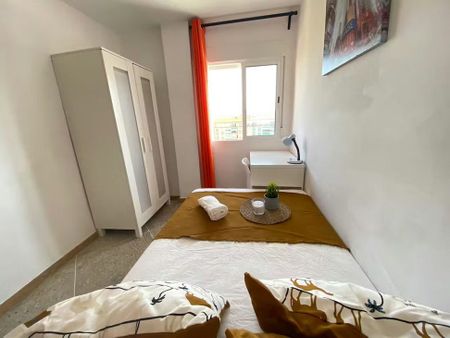 Carrer de Ramiro de Maeztu, Valencia, Valencian Community 46022 - Photo 5