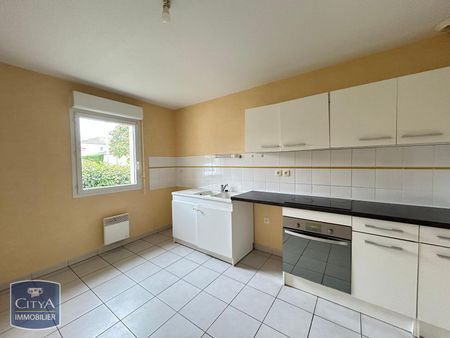 Location Maison 4 pièces 81m² MONTBARTIER 82700 - Photo 5