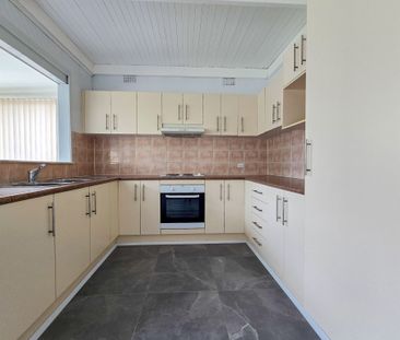 In the Heart of Town - Photo 6