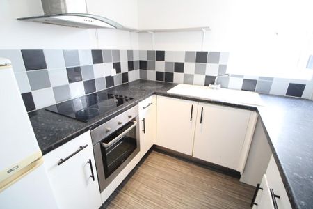 2 bedroom apartment to rent - Photo 3