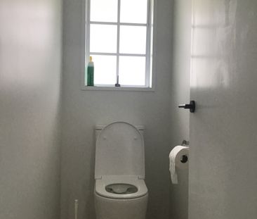 Elegant Stand-Alone Unit For Rent - Photo 1