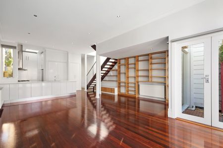 17 Lyell Street, South Melbourne VIC 3205 - House For Rent | Domain - Photo 4
