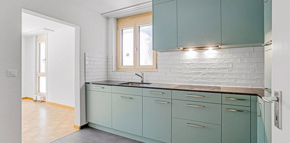 2.5 Zimmer, 77 m², 2. Stock - Photo 2