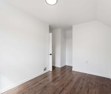 For Lease - 103 Case Street, Hamilton, Ontario - Photo 5