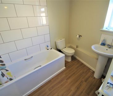 Burley Lodge Road, Hyde Park, LS6 1QF, Leeds - Photo 2