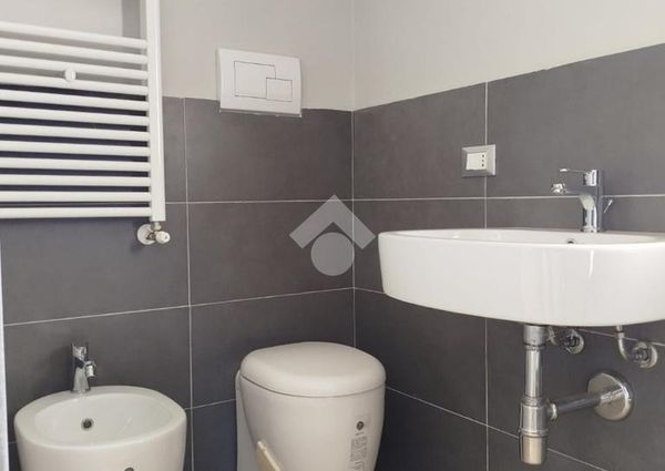 Porzione di bifamiliare in affitto