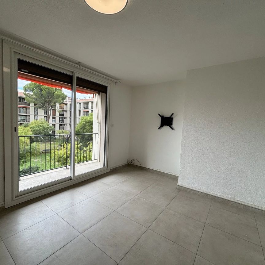 Location Appartement 3 pièces 61m² SALON DE PROVENCE 13300 - Photo 1