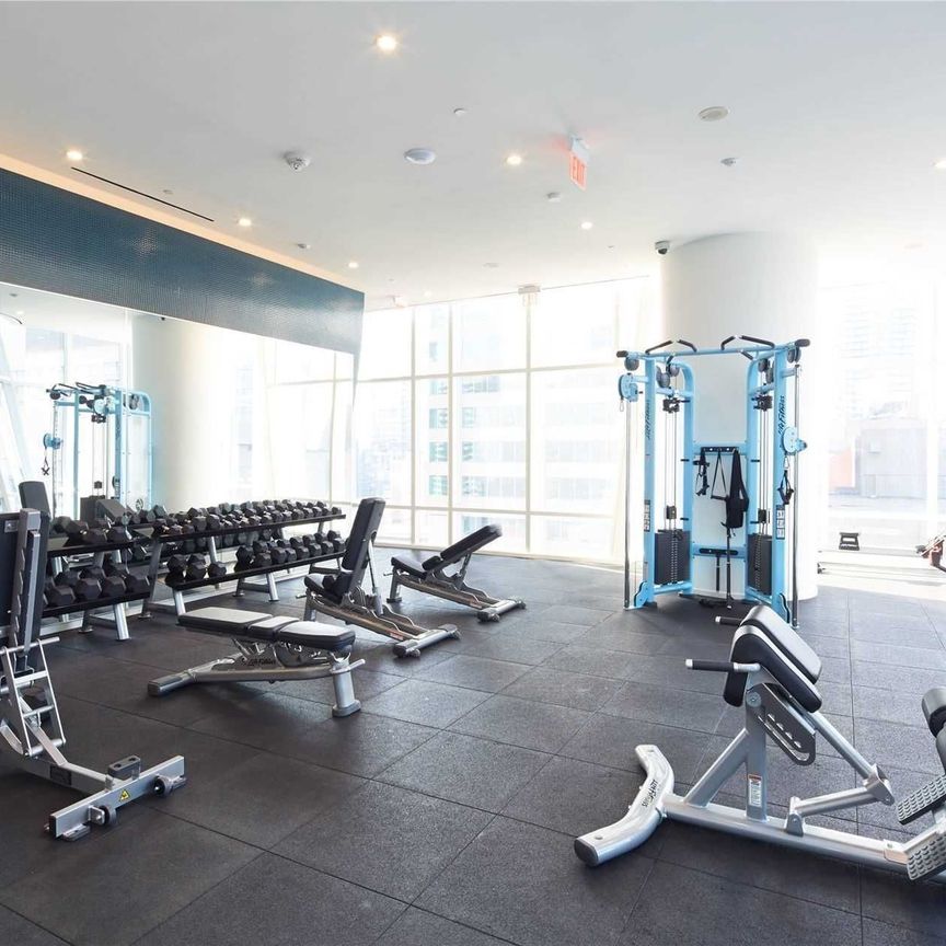 For Lease - 1 Bloor Street Unit# 2001, Toronto, Ontario - Photo 1
