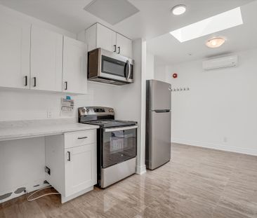For Lease - 2820 Danforth Avenue Unit# 301, Toronto, Ontario - Photo 5