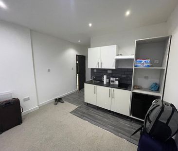 1 Bed Flat, Coniston Street, L5 - Photo 6