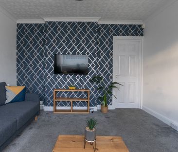 3 Bed Semi-Detached House, Middleton Road, LS10 - Photo 3