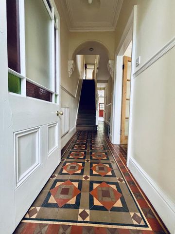 4 bedroom terraced house to rent - Photo 5