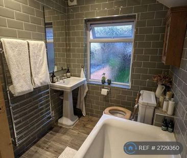 3 bedroom terraced house to rent - Photo 2