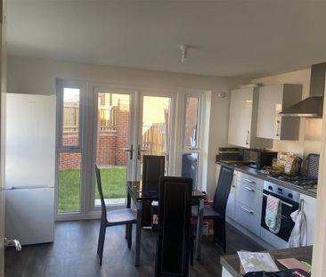 4 bedroom house share to rent - Photo 6