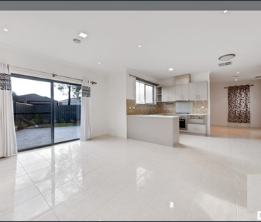 IDEAL FAMILY HOME in TARNEIT - Photo 3