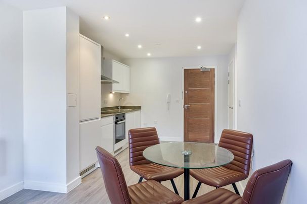 1 bedroom apartment to rent - Photo 1