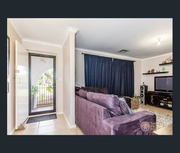 Family Home with Pool - Photo 1