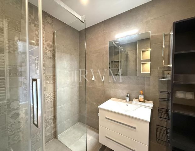 Helles Wohngefühl in Sillenbuch – renovierte 2,5-Zimmer-Wohnung mit Traumküche und Balkon - Foto 1