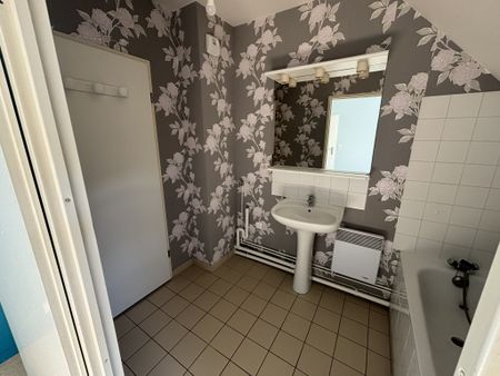 APPARTEMENT T2 NON MEUBLÉ DANS RÉSIDENCE SÉCURISÉE - Photo 3