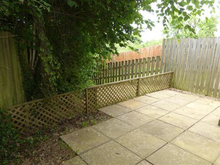 Hardings Close - Photo 2