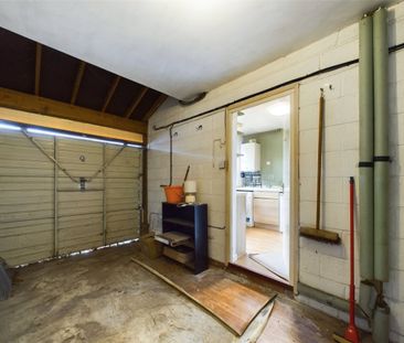 Heron Drive, Lenton, Nottingham, Nottinghamshire, NG7 - Photo 2