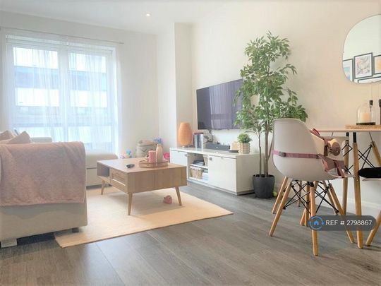 1 bedroom flat to rent - Photo 1