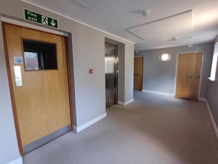 2 bedroom apartment to rent - Photo 3