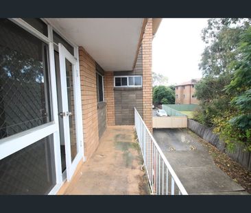 Space, Comfort & Convenience in a Prime Location - Photo 6