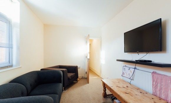 3 Bed Property on Leopold Street - Photo 1