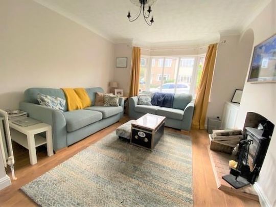 Queens Walk, Stamford - Photo 1