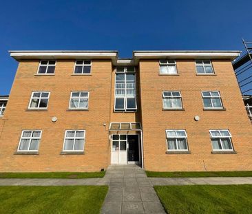 2 bedroom ground floor flat to rent - Photo 1