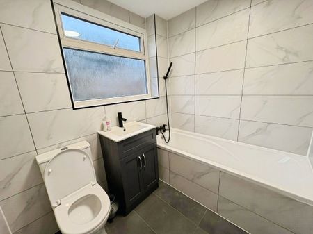 Forrest Road, CARDIFF - Photo 5