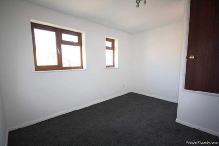 2 bedroom property to rent in Southend On Sea - Photo 2