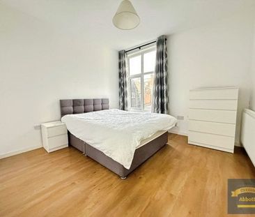 High Street, Colchester - Photo 1