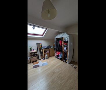 Room in a Shared House, Burley Lodge Road, LS6 - Photo 2